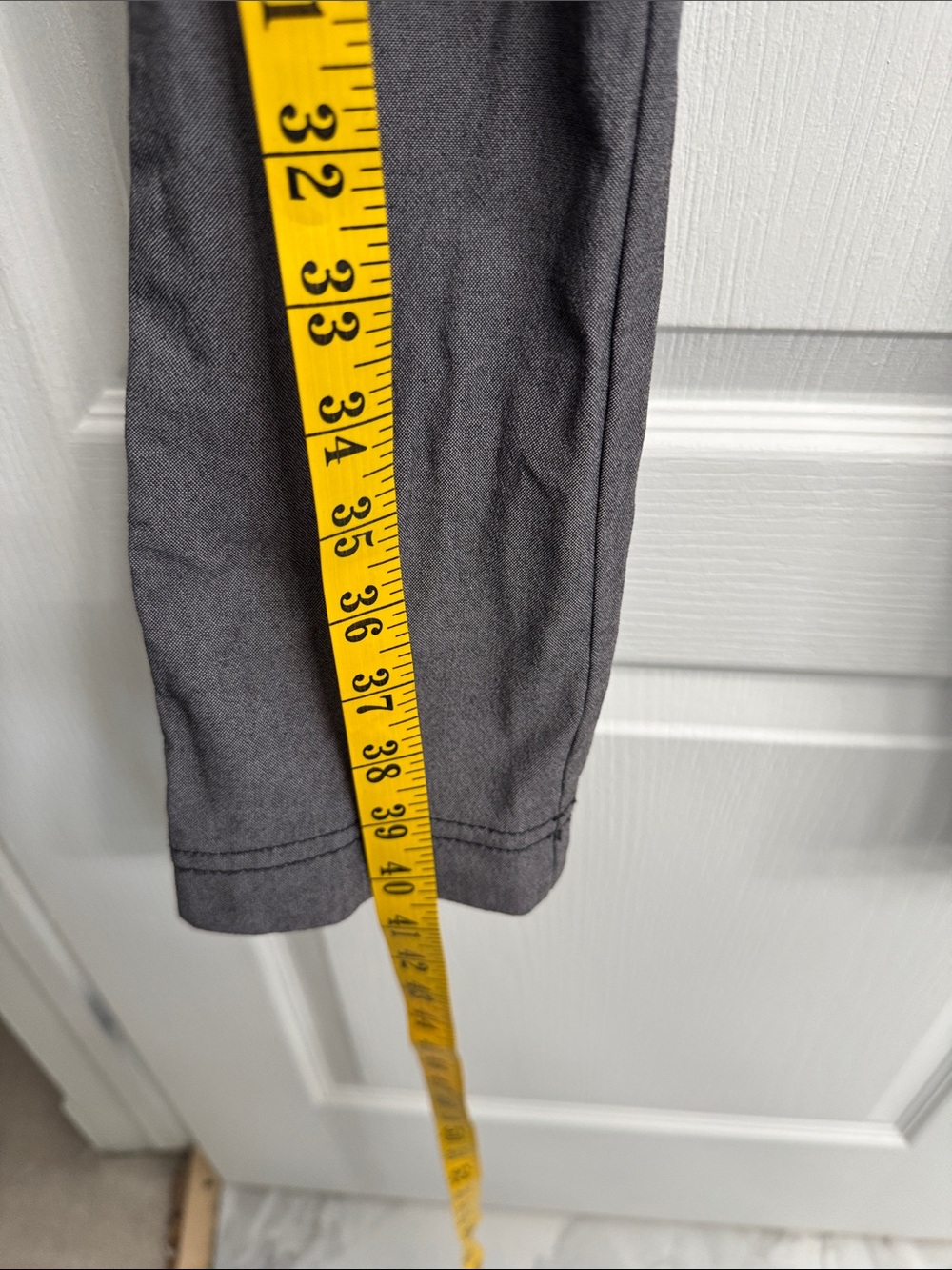 Lululemon Ride On Pants Black/Fossil Size 10 EUC - Picture 4 of 8
